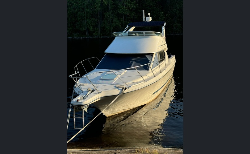 Bayliner 2858-kuva-8